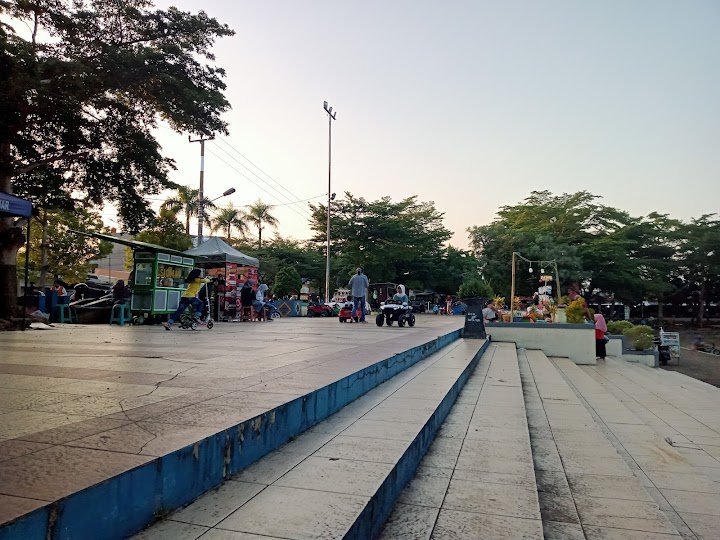 Taman kota atau taman lapang bhakti. Foto: ist