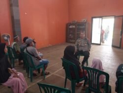 Polsek Cimaragas Polres Ciamis Ngobrol Bareng Warga Janggala Soal Kamtibmas