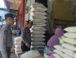 Samapta Polres Ciamis Giat Pemantauan Harga dan Ketersediaan Bahan Pokok di Pasar Manis