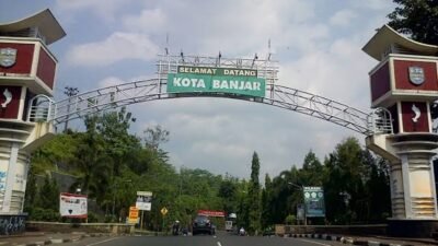 Gapura masuk Kota Banjar. Foto: ist