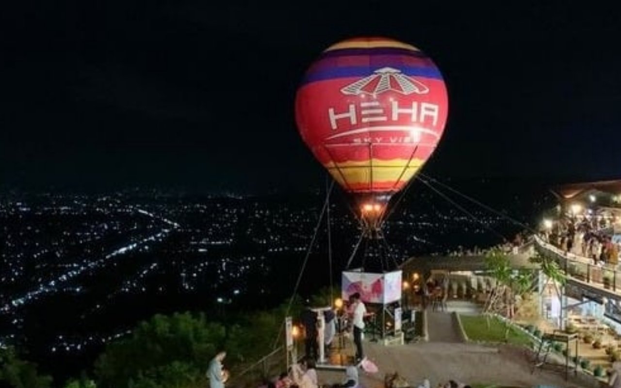 HeHa Sky View: Keindahan Yogya dari Ketinggian