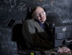 Stephen Hawking: Ahli Fisika Teoretis yang Merevolusi Pemahaman Kosmos