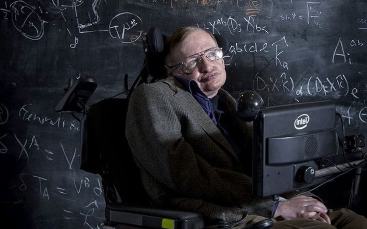 Stephen Hawking: Ahli Fisika Teoretis yang Merevolusi Pemahaman Kosmos