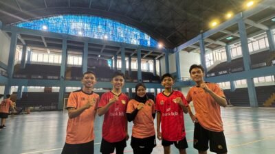 Para atlet Hockey Ciamis siap berlaga membela Jawa Barat di Kejurnas Indoor Hockey Pelajar U-17 dan PON Aceh-Sumut 2024. Foto: ist