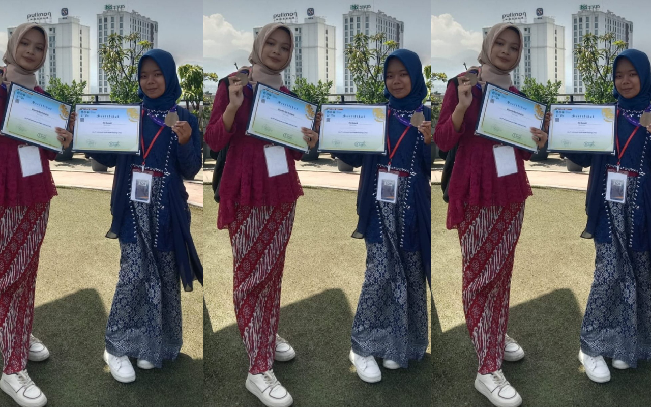 Alya dan De Susanti dari SMPN 3 Lakbok Ciamis meraih medali perunggu di ajang Indonesian Youth STEAM Challenge. Foto: ist