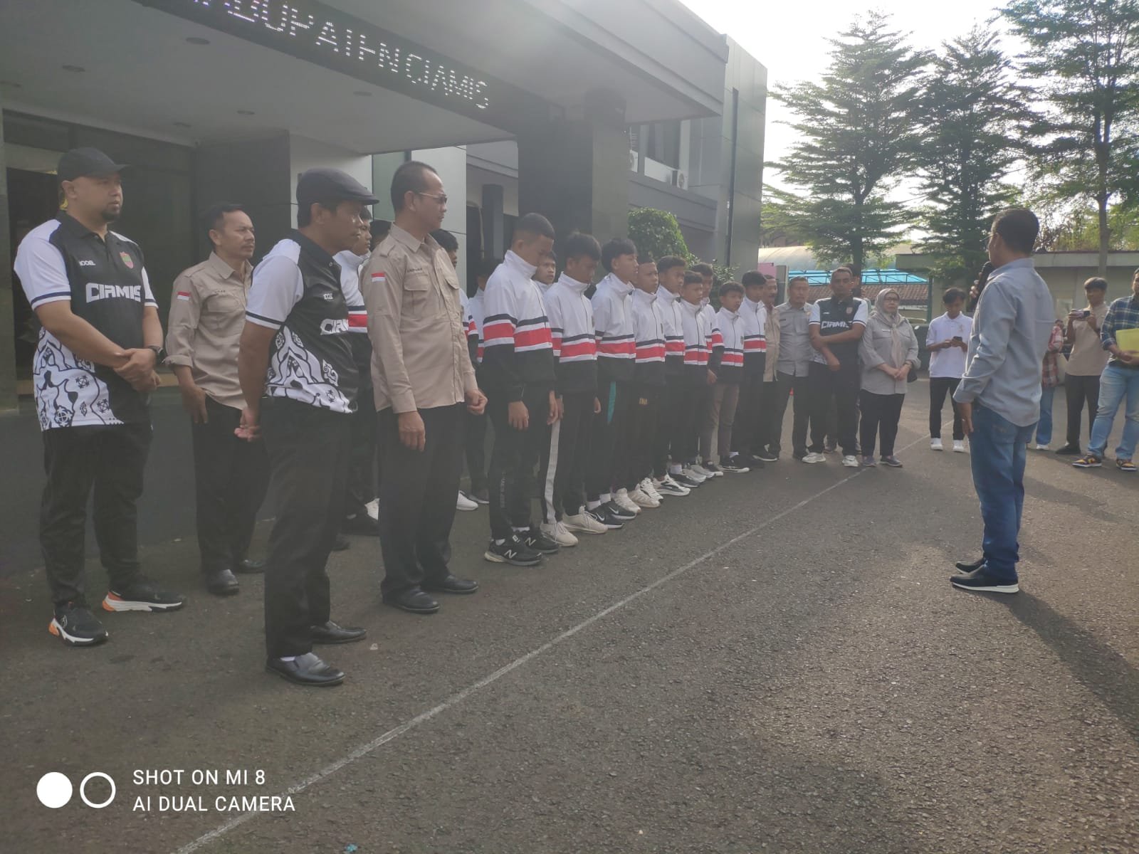 Pelepasan kontingen Disdik Ciamis ke GSI SMP tingkat provinsi tahun 2024. Foto: ist