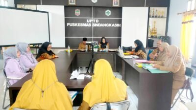 Proses kredensial named dan nakes di UPTD Puskesmas Sindangkasih/foto: ist