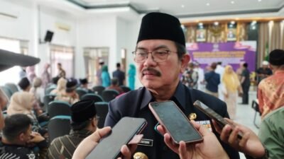 Pj Bupati Ciamis ingatkan para kepala desa untuk menjaga netralitas pada Pilkada 2024/foto: dok. berandaperistiwa