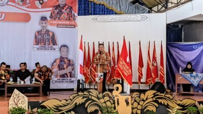 Ketua Dewan Pakar MPC-PP Kabupaten Ciamis, Dr. H. Herdiat Sunarya, mengingatkan pentingnya peran sosial Pemuda Pancasila bagi masyarakat. (Foto: Istimewa)