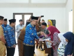 Korpri Ciamis Serahkan Uang Kadeudeuh untuk Purna Bakti dan Ahli Waris