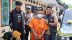 DS, tersangka curat digelandang polisi. (Foto: Istimewa)