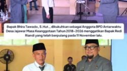 Pj Wali Kota Banjar, Dr. Soni Harison melantik dan mengambil sumpah jabatan anggota PAW BPD Desa Jajawar Bhira Tawado. (Foto: Instagram/humas.banjar)