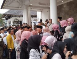 Hari Pertama Ngantor, Bupati Ciamis Kumpulkan SKPD dan Bukber Bareng Warga