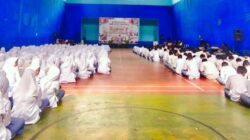 Ratusan siswa SMA mengikuti Peringatan Hari AIDS Sedunia 2025 tingkat Kabupaten Ciamis di GOR SMAN 2 Ciamis, Jumat, 28 November 2025. (Foto: Istimewa)