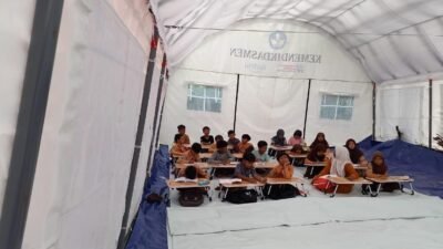 Pemulihan Pendidikan di Tiga Provinsi Terdampak Banjir, Kemendikdasmen Kerahkan Bantuan Terpadu. (Foto: Dok. Kemendikdasmen)