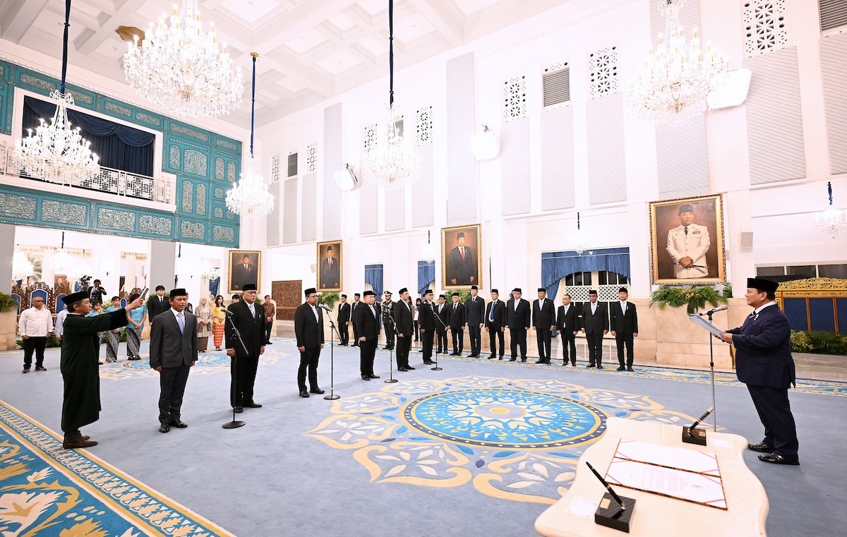 Presiden Prabowo Subianto secara resmi melantik pejabat negara/pemerintah