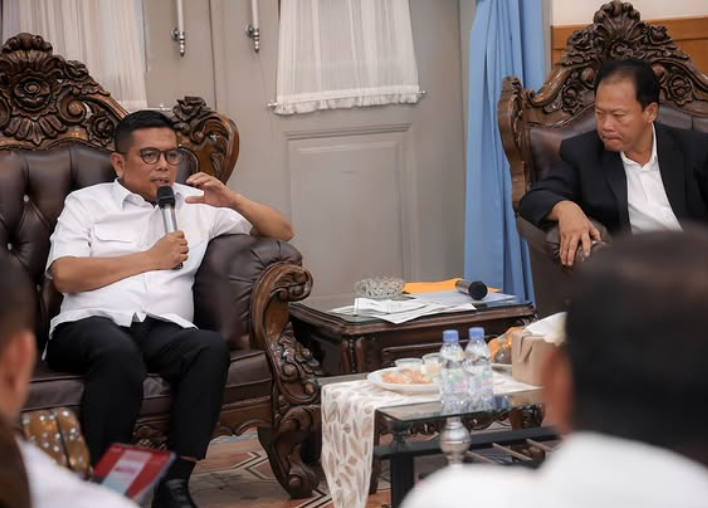 Gubernur Andra Soni Dorong PSEL Banten, Sampah Diolah Jadi Energi Listrik Ramah Lingkungan