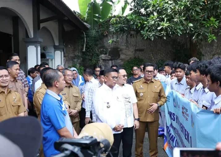 Andra Soni Tegaskan SPMB Banten 2026 Harus Transparan dan Bebas Titipan