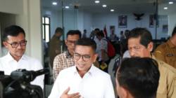 Andra Soni Soroti Parkir Liar dan Truk ODOL di Tol Jakarta-Merak, Perbaikan Jalan Dipercepat