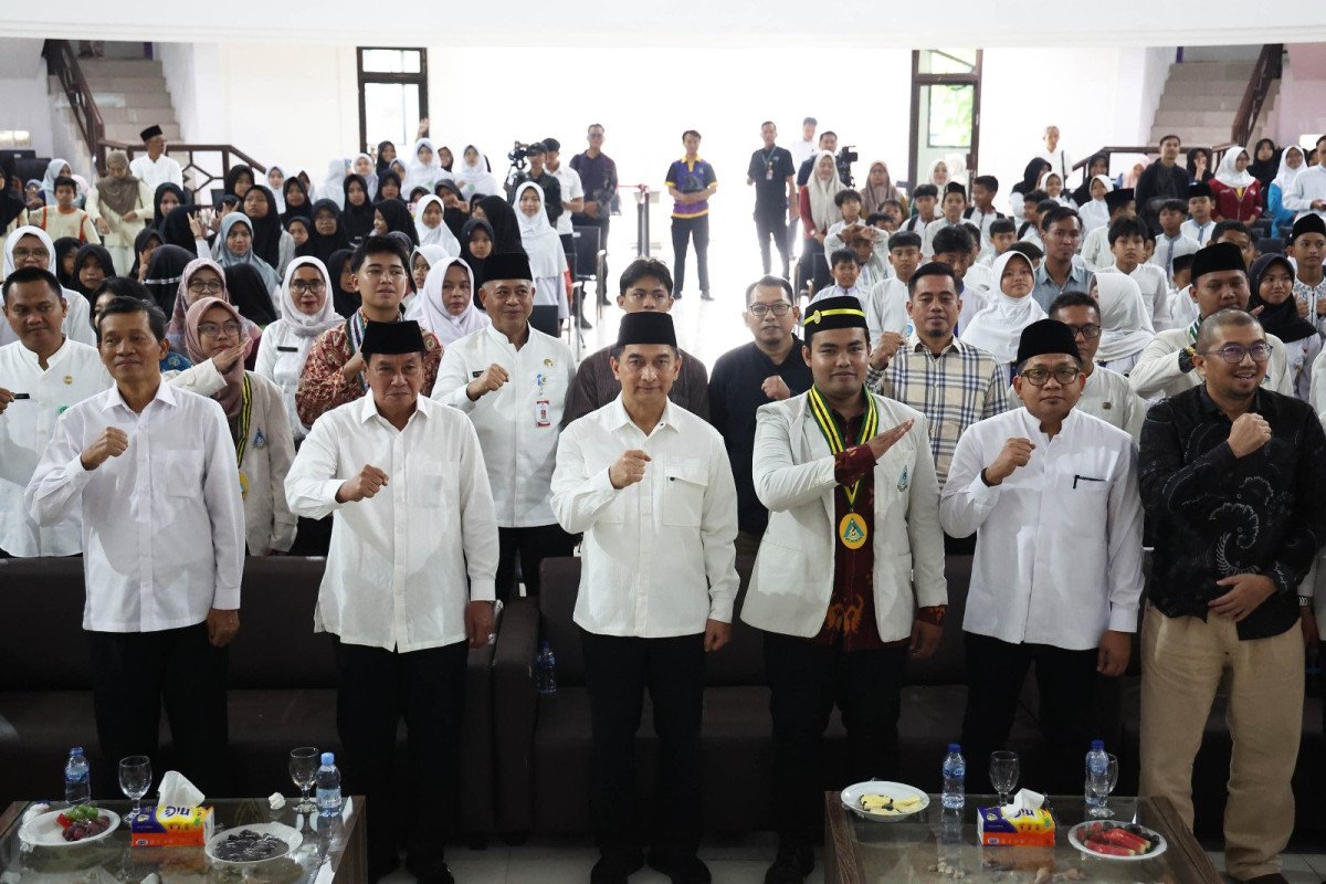 Wagub Banten Tekankan Pelajar Harapan Bangsa, Pemkab Tangerang Perluas Sekolah Gratis dan Beasiswa