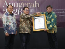 Andra Soni Raih Anugerah Spirit Pers Indonesia 2026, Dinilai Berjasa Perkuat Ekosistem Media dan Demokrasi
