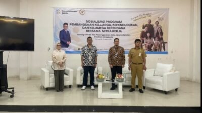 Kegiatan Sosialisasi Program Bangga Kencana Bersama Mitra Kerja di Gedung Limkos, Kecamatan Pesanggrahan, Jakarta Selatan, membahas pembangunan keluarga dan tantangan kependudukan. Foto: Istimewa